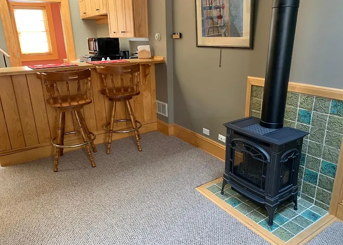 Abe's Spring Street Bed and breakfast 4*